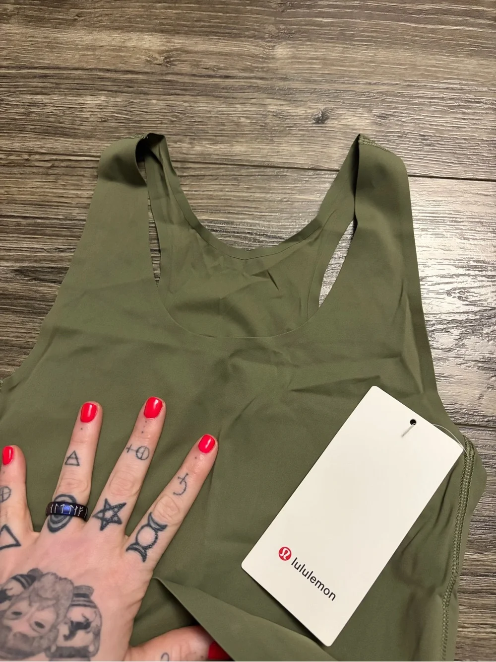 NWT Lululemon Fast and Free Tank Top *Light (Bay Leaf) Size XS